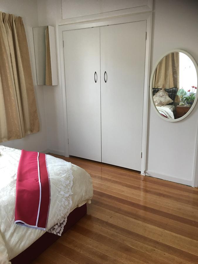 At Homestay Auckland Exterior photo
